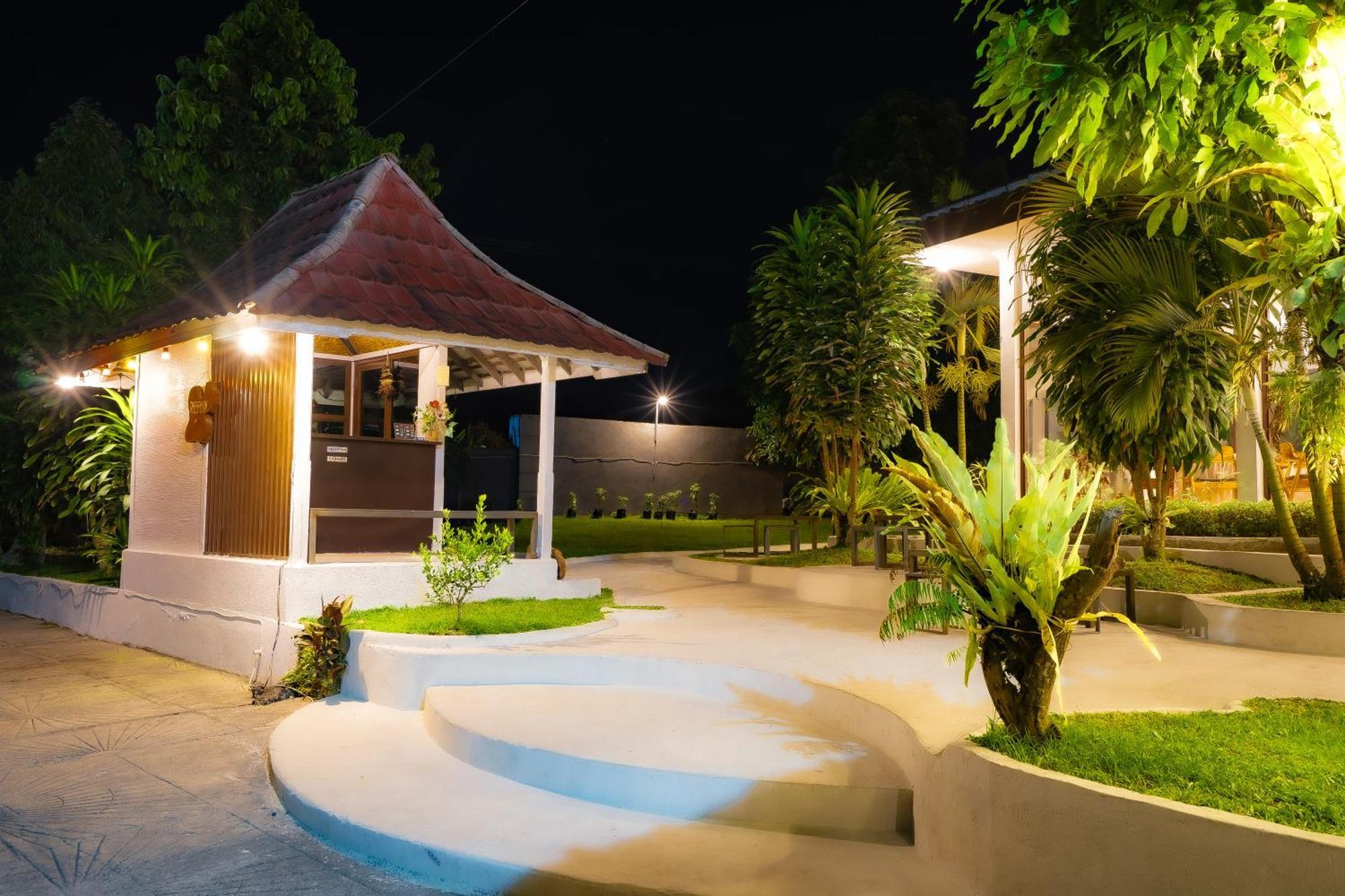 Nirvana Hotel Resort Тетебату Экстерьер фото